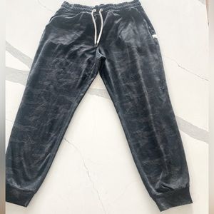 Vuori Performance Jogger